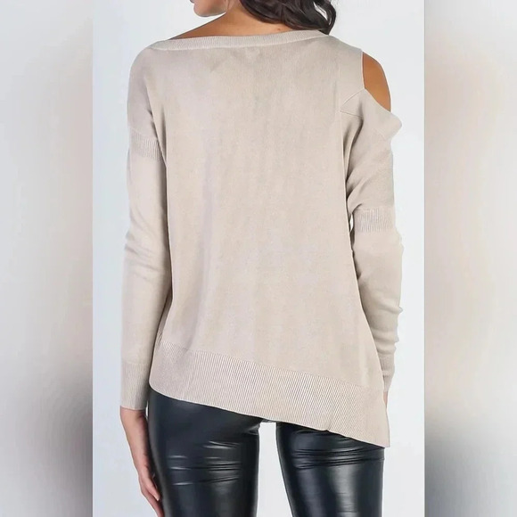 Cold Shoulder Top #320-321 - Picture 4 of 6